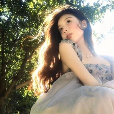 灵媒侦探城塚翡翠